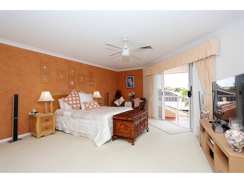 226 Endeavour Drive, Banksia Beach QLD 4507