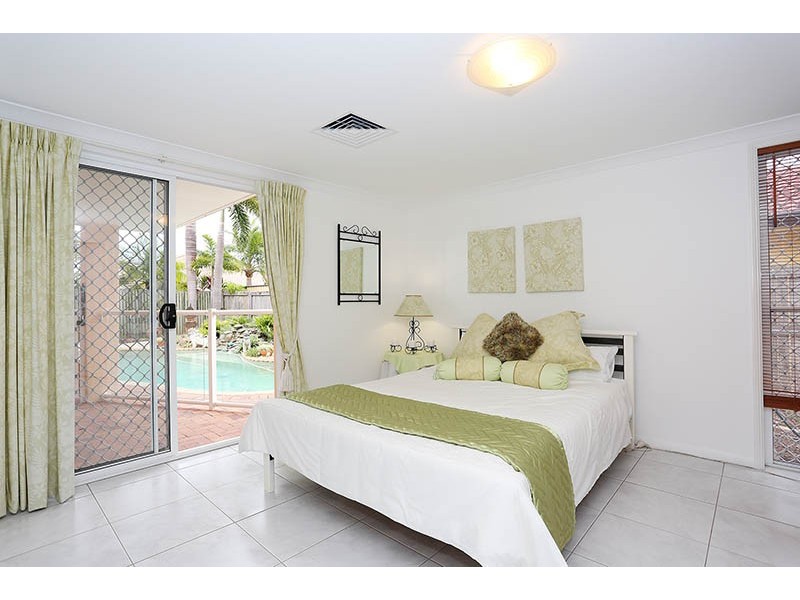 226 Endeavour Drive, Banksia Beach QLD 4507