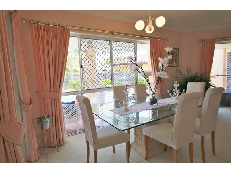 226 Endeavour Drive, Banksia Beach QLD 4507
