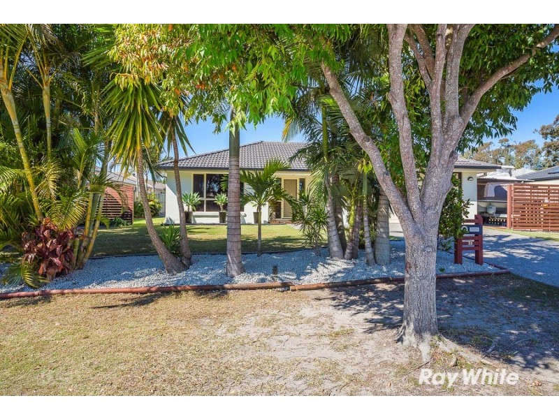 33 Reeders Street, Sandstone Point QLD 4511