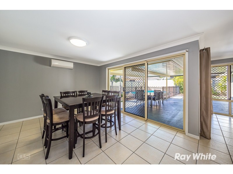 33 Reeders Street, Sandstone Point QLD 4511