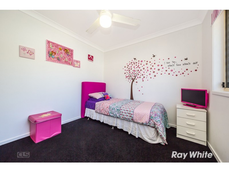 33 Reeders Street, Sandstone Point QLD 4511