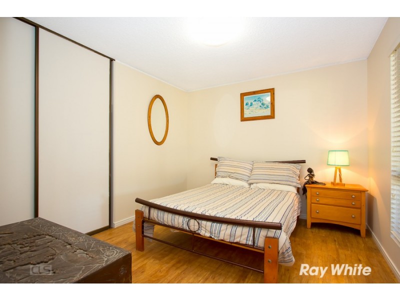 15 Clark Terrace, Sandstone Point QLD 4511