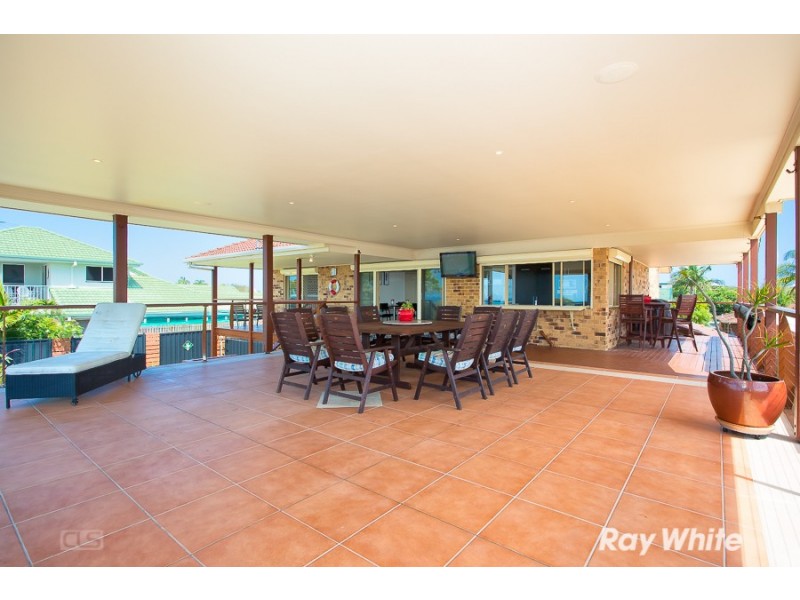 15 Clark Terrace, Sandstone Point QLD 4511