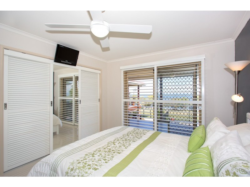 15 Clark Terrace, Sandstone Point QLD 4511