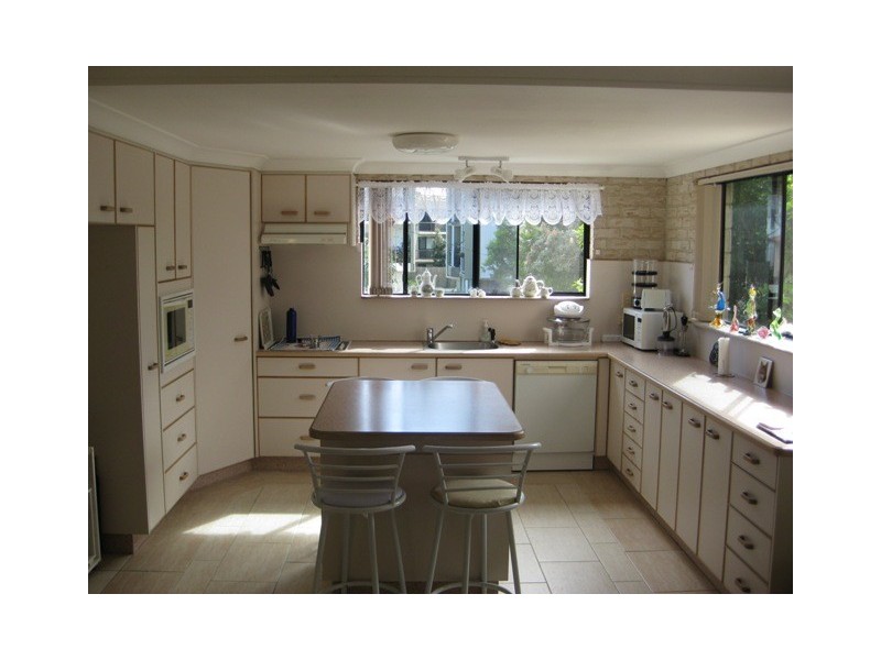 2/5 Thornely Close, Bellara QLD 4507