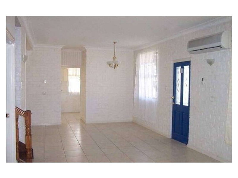 1 Crane Street, Bongaree QLD 4507