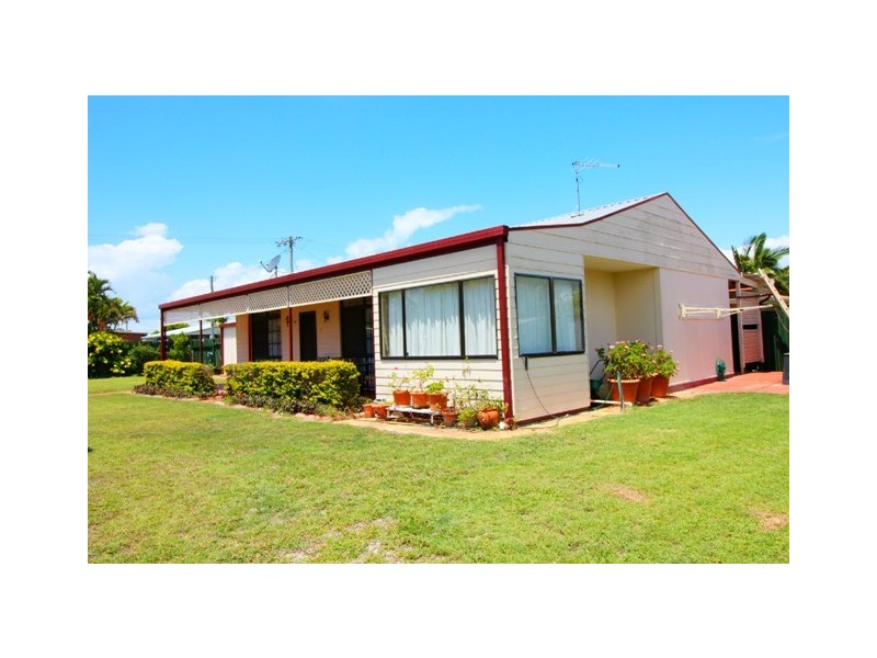 18 Alpinia Avenue, Banksia Beach QLD 4507