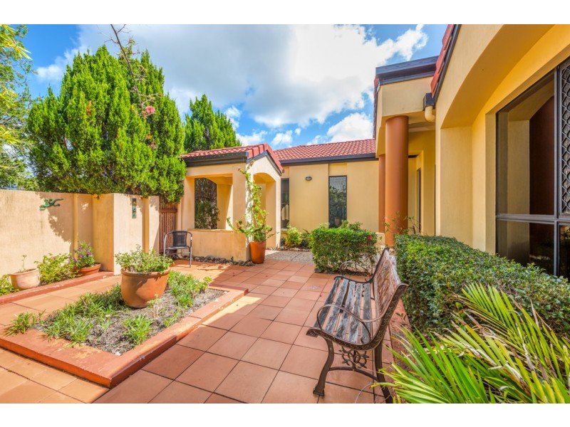 6 Seabreeze Avenue, Banksia Beach QLD 4507