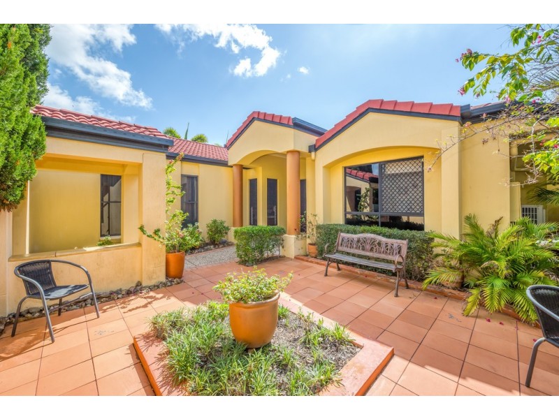 6 Seabreeze Avenue, Banksia Beach QLD 4507