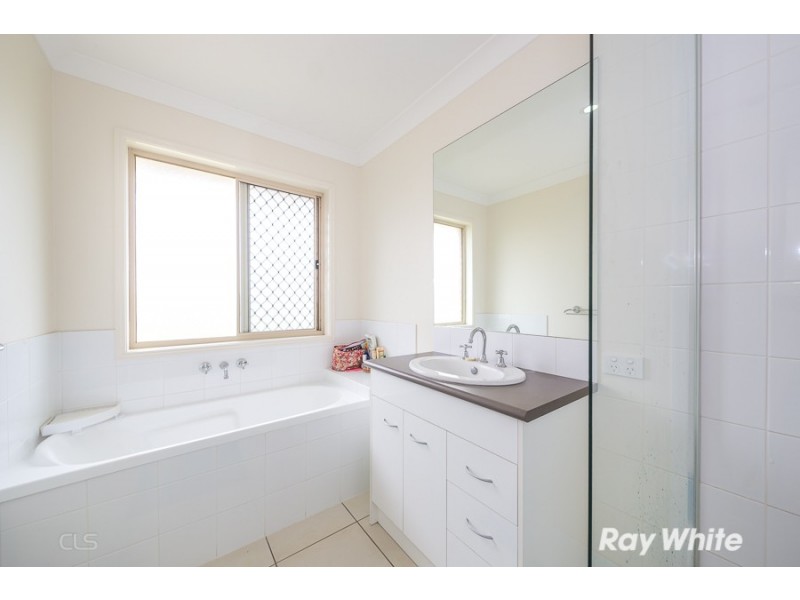 40 Ningi Waters Drive, Ningi QLD 4511