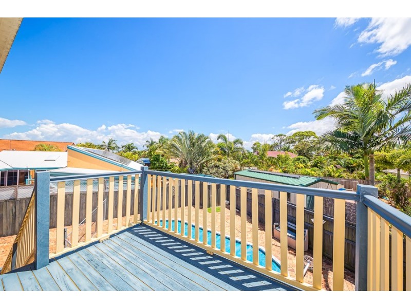 67 Cosmos Avenue, Banksia Beach QLD 4507