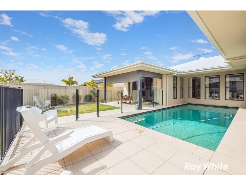 16 Pectoral Place, Banksia Beach QLD 4507