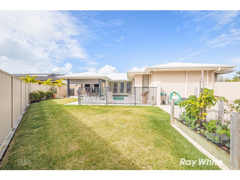 16 Pectoral Place, Banksia Beach QLD 4507