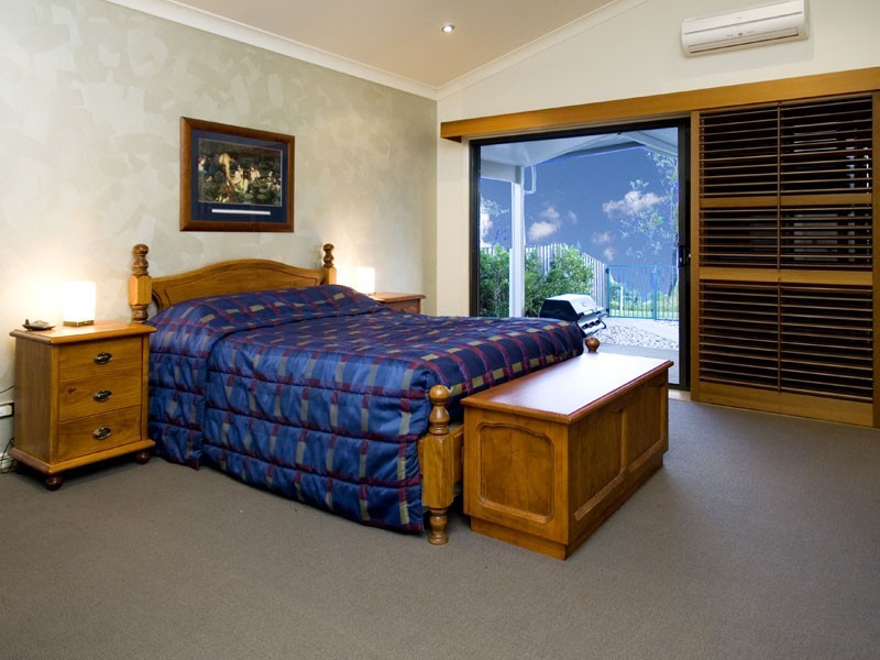 Sandstone Point QLD 4511