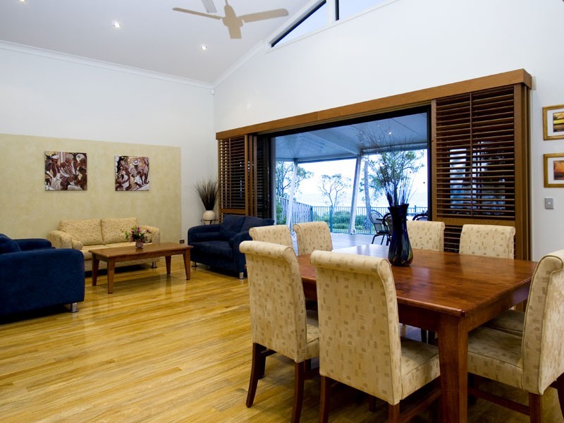 Sandstone Point QLD 4511
