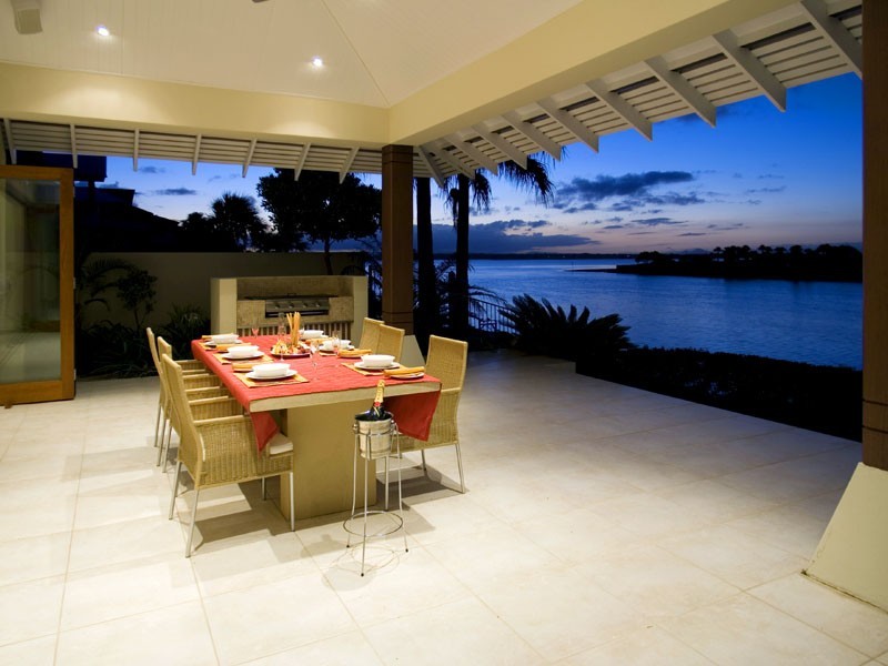 53 Seaside Dr, Banksia Beach QLD 4507