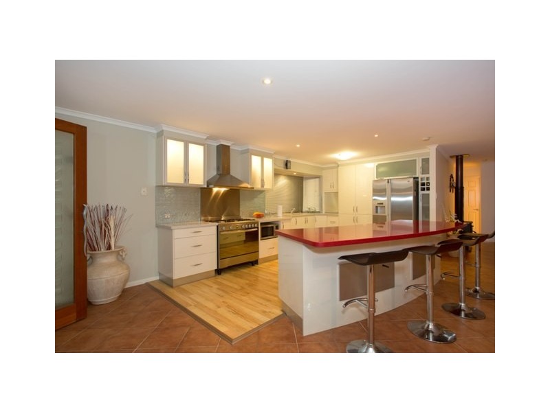 6 Malva Ct, Bongaree QLD 4507