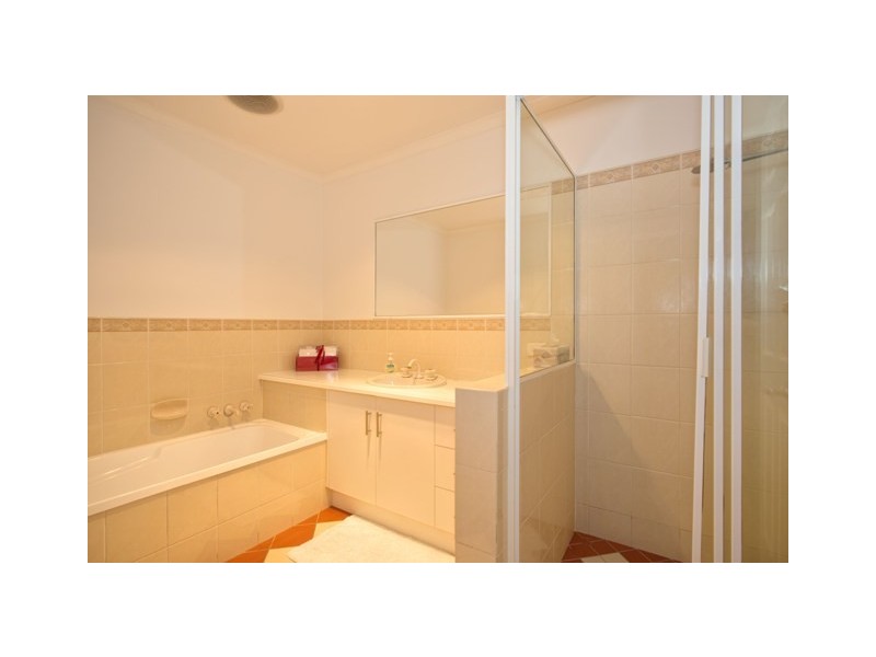 6 Malva Ct, Bongaree QLD 4507