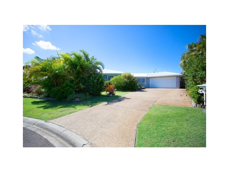 16 Capstan Court, Banksia Beach QLD 4507