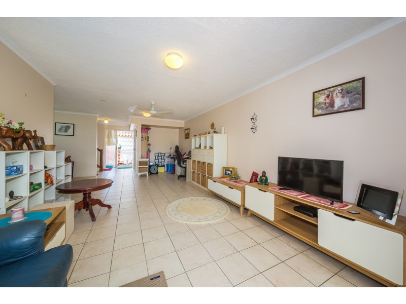30A/ 16 Spinnaker Drive, Sandstone Point QLD 4511