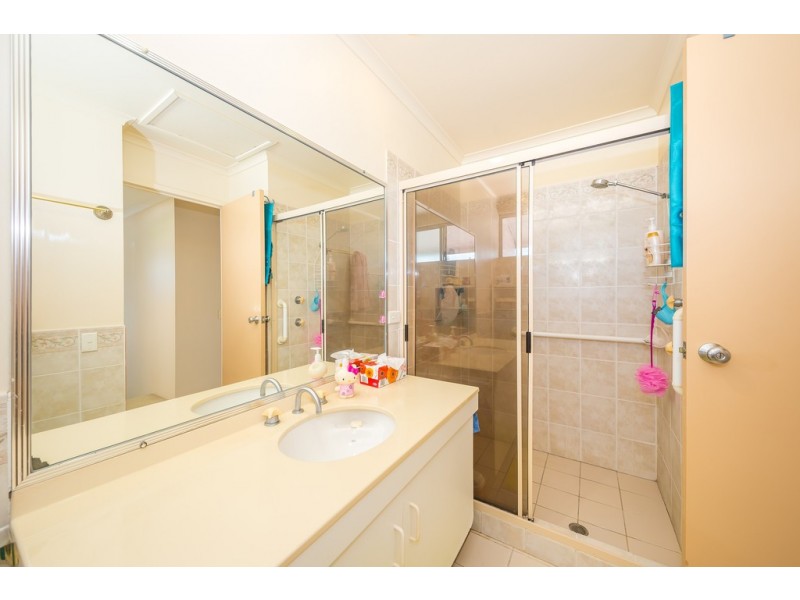 30A/ 16 Spinnaker Drive, Sandstone Point QLD 4511