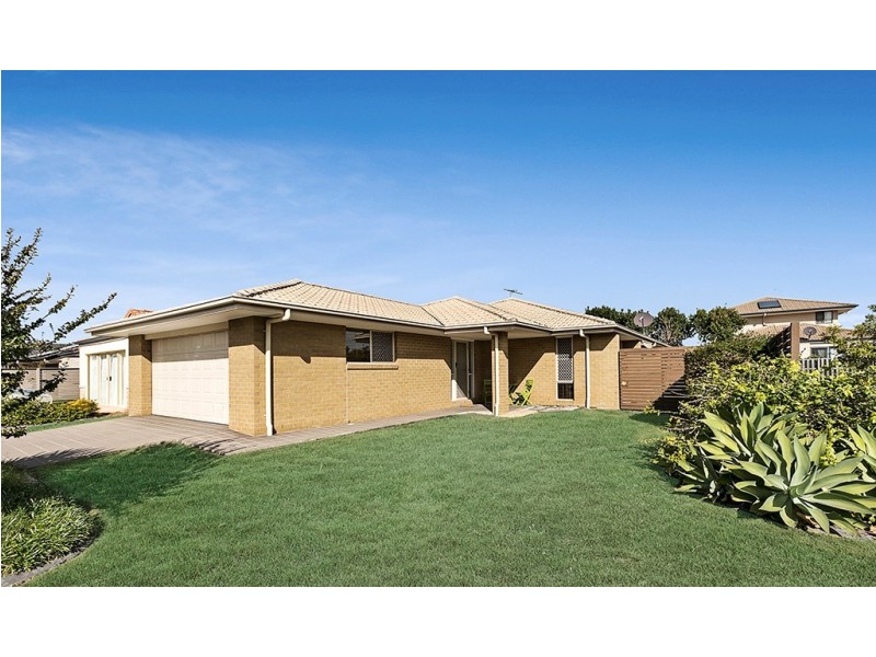 11 Ellis Court, Sandstone Point QLD 4511