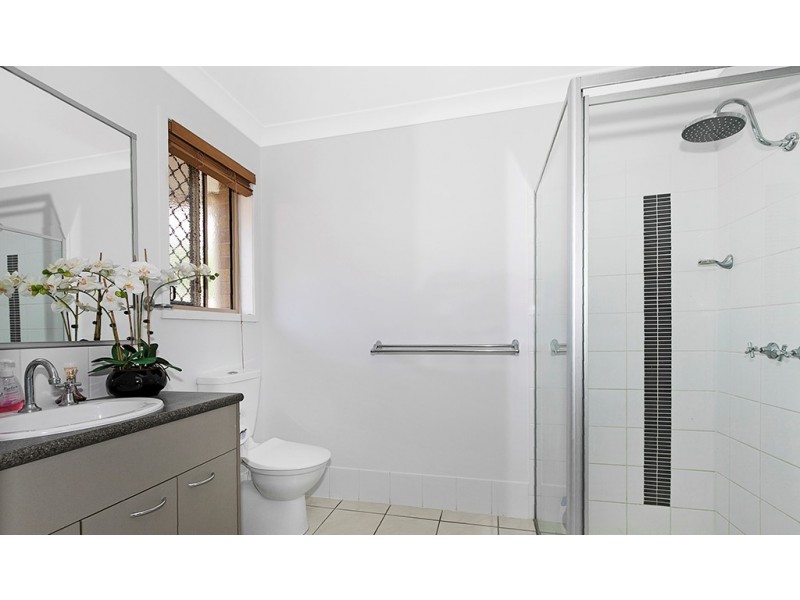11 Ellis Court, Sandstone Point QLD 4511