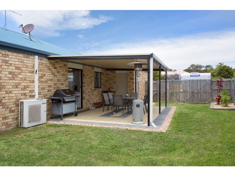 110 Carpenter Way, Sandstone Point QLD 4511