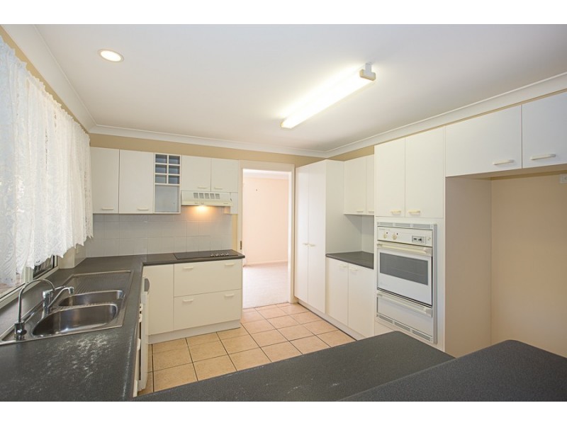 3 Jasmin Dr, Bongaree QLD 4507