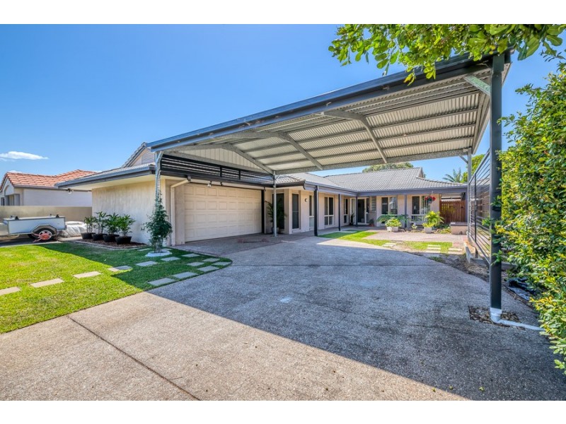 4 Pacific Drive, Banksia Beach QLD 4507