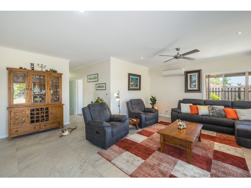 4 Pacific Drive, Banksia Beach QLD 4507