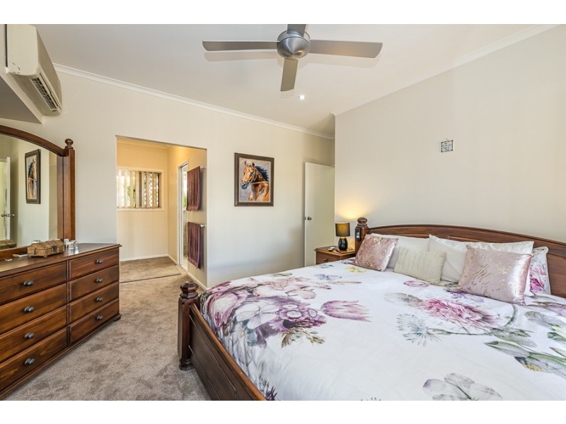 4 Pacific Drive, Banksia Beach QLD 4507