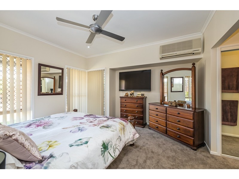 4 Pacific Drive, Banksia Beach QLD 4507