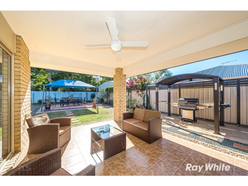 14 Sinclair Place, Ningi QLD 4511