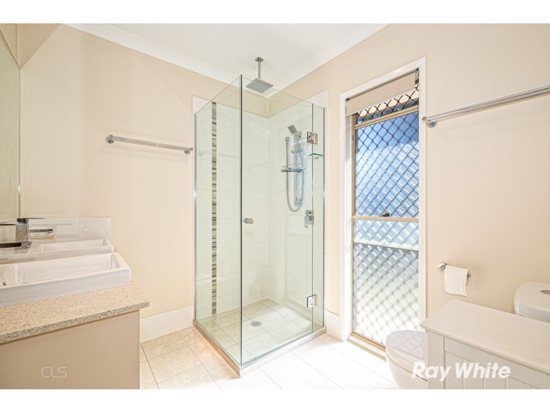 14 Sinclair Place, Ningi QLD 4511
