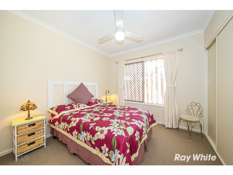 14 Sinclair Place, Ningi QLD 4511