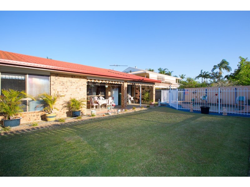 Sandstone Point QLD 4511