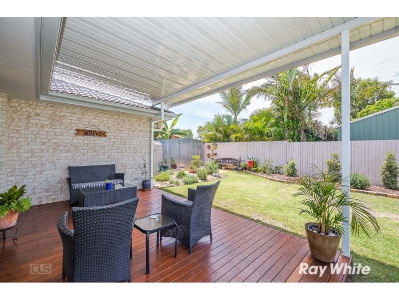 8 Sinclair Place, Ningi QLD 4511