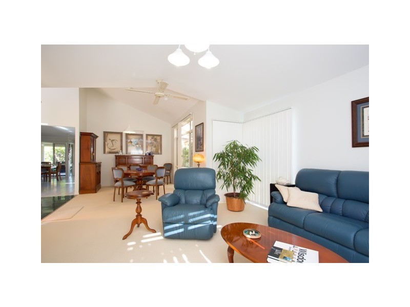 18 Trimaran Court, Banksia Beach QLD 4507