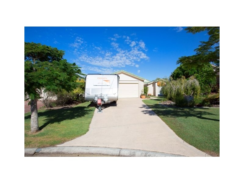 18 Trimaran Court, Banksia Beach QLD 4507