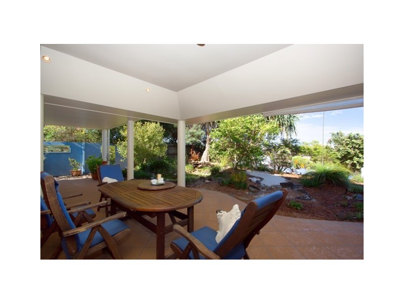 18 Trimaran Court, Banksia Beach QLD 4507