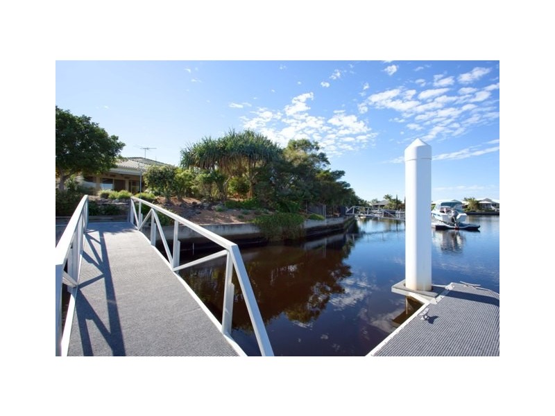 18 Trimaran Court, Banksia Beach QLD 4507