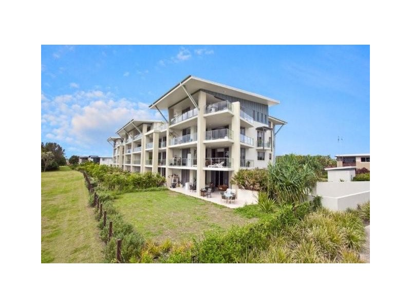 Sandstone Point QLD 4511
