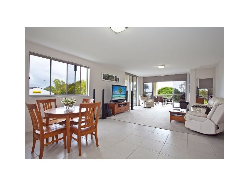 Sandstone Point QLD 4511
