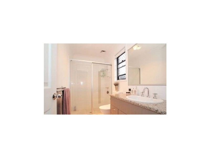 Sandstone Point QLD 4511