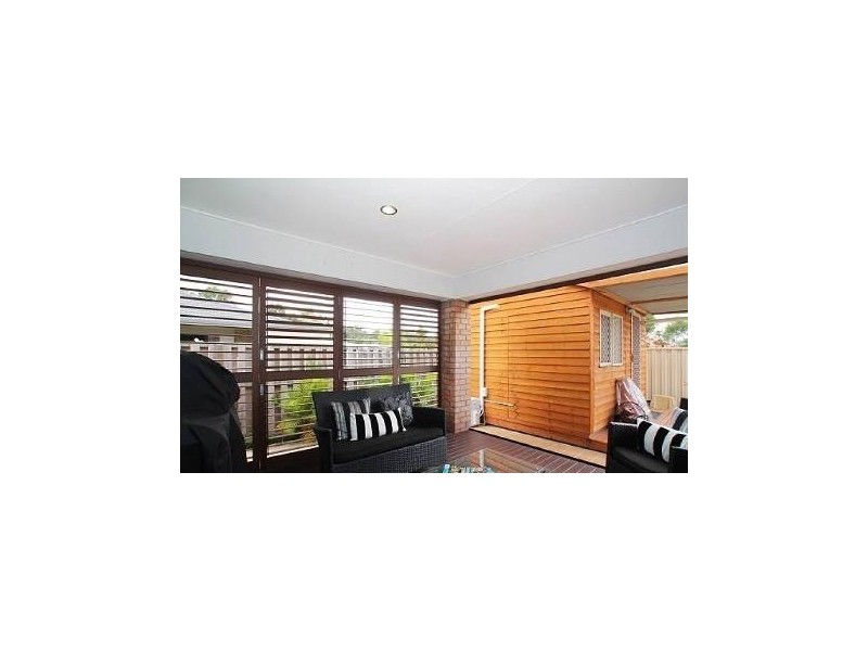 Sandstone Point QLD 4511