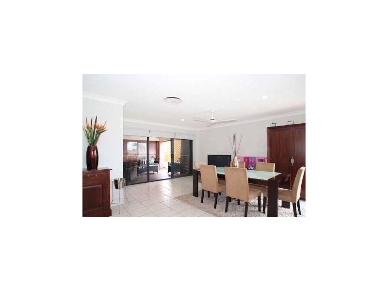 Sandstone Point QLD 4511