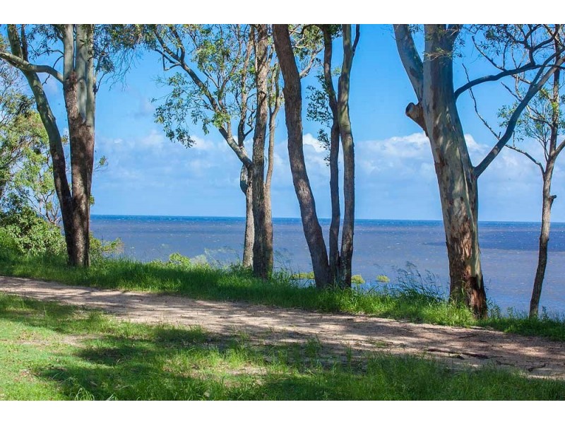Sandstone Point QLD 4511