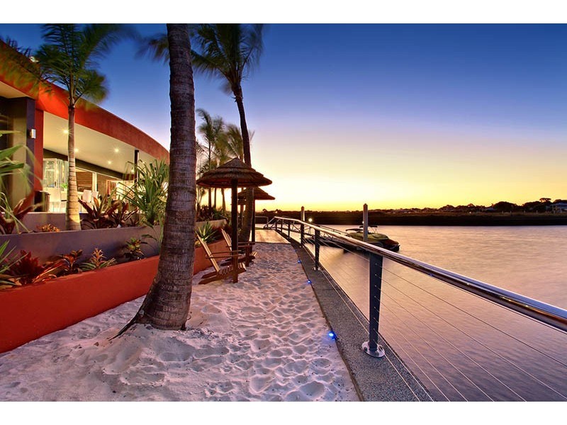 56 NORTH POINT, Banksia Beach QLD 4507